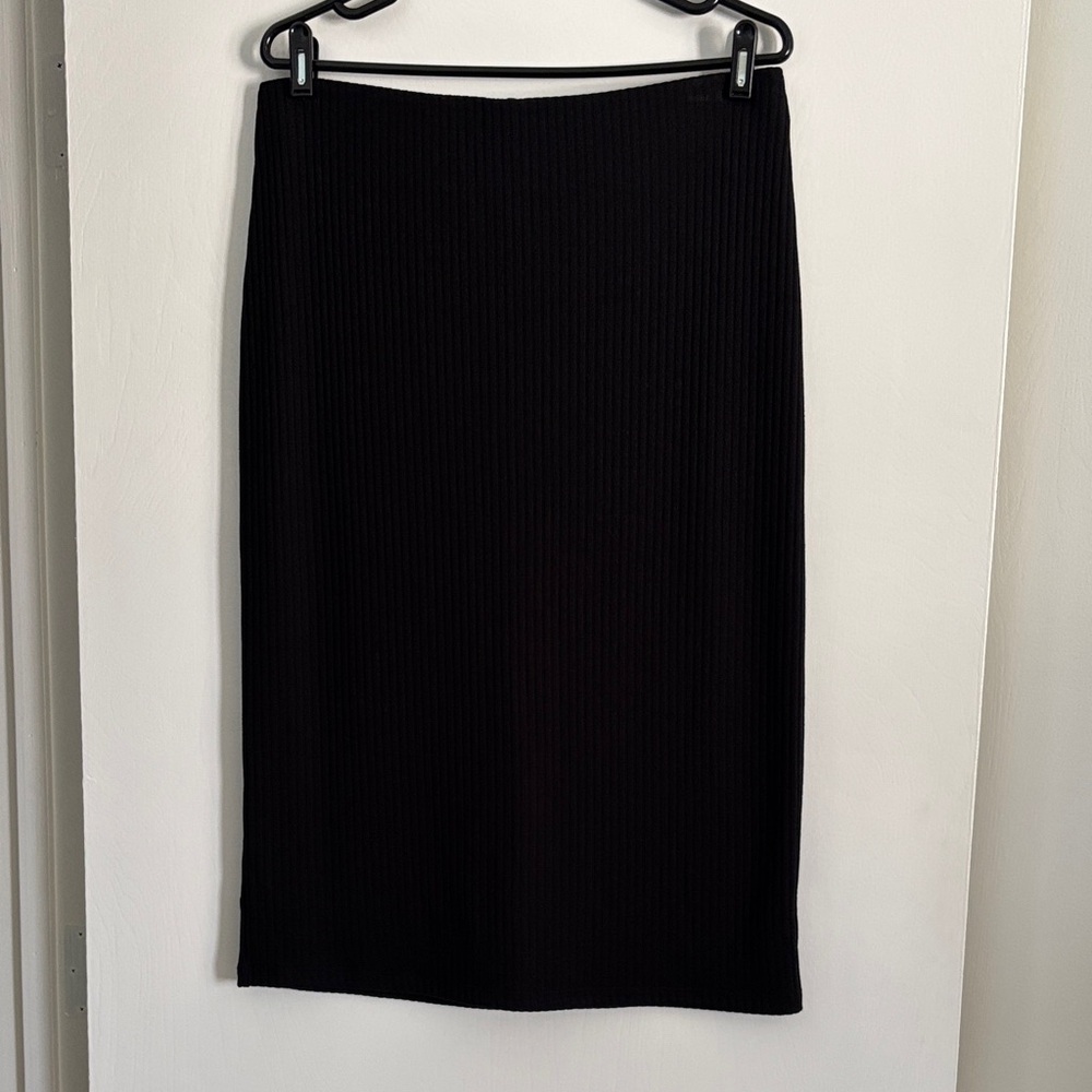 Old Navy Ribbed Midi Skirt